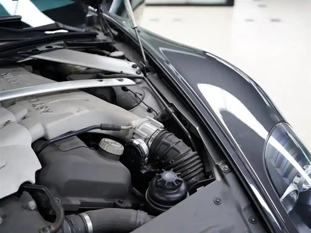 Aston Martin DBS 2009 6.0 Touchtronic Coupe — миниатюра 56