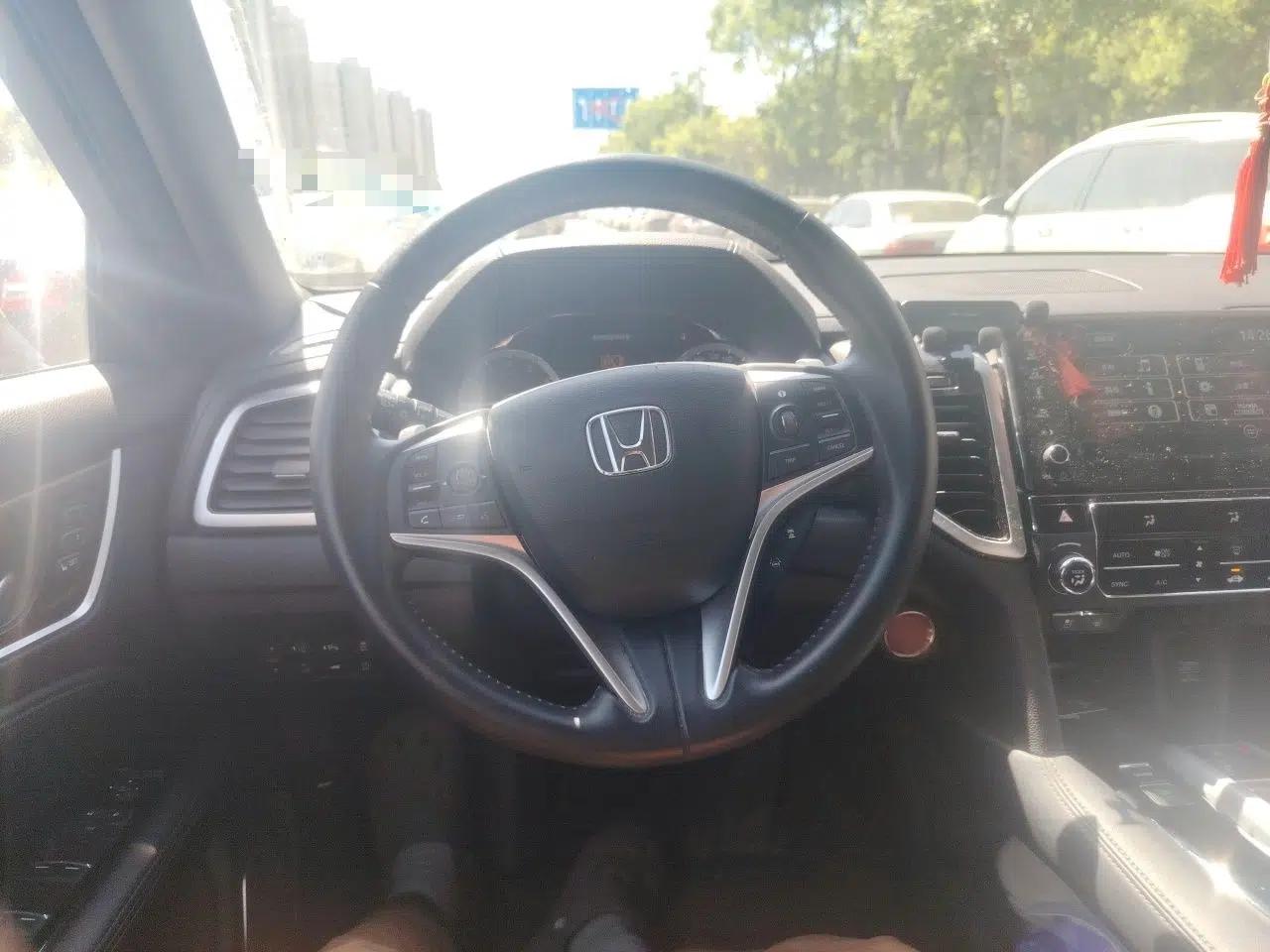 Honda UR-V 2017 370TURBO Four-Wheel Drive Prestige Edition China V — миниатюра 9