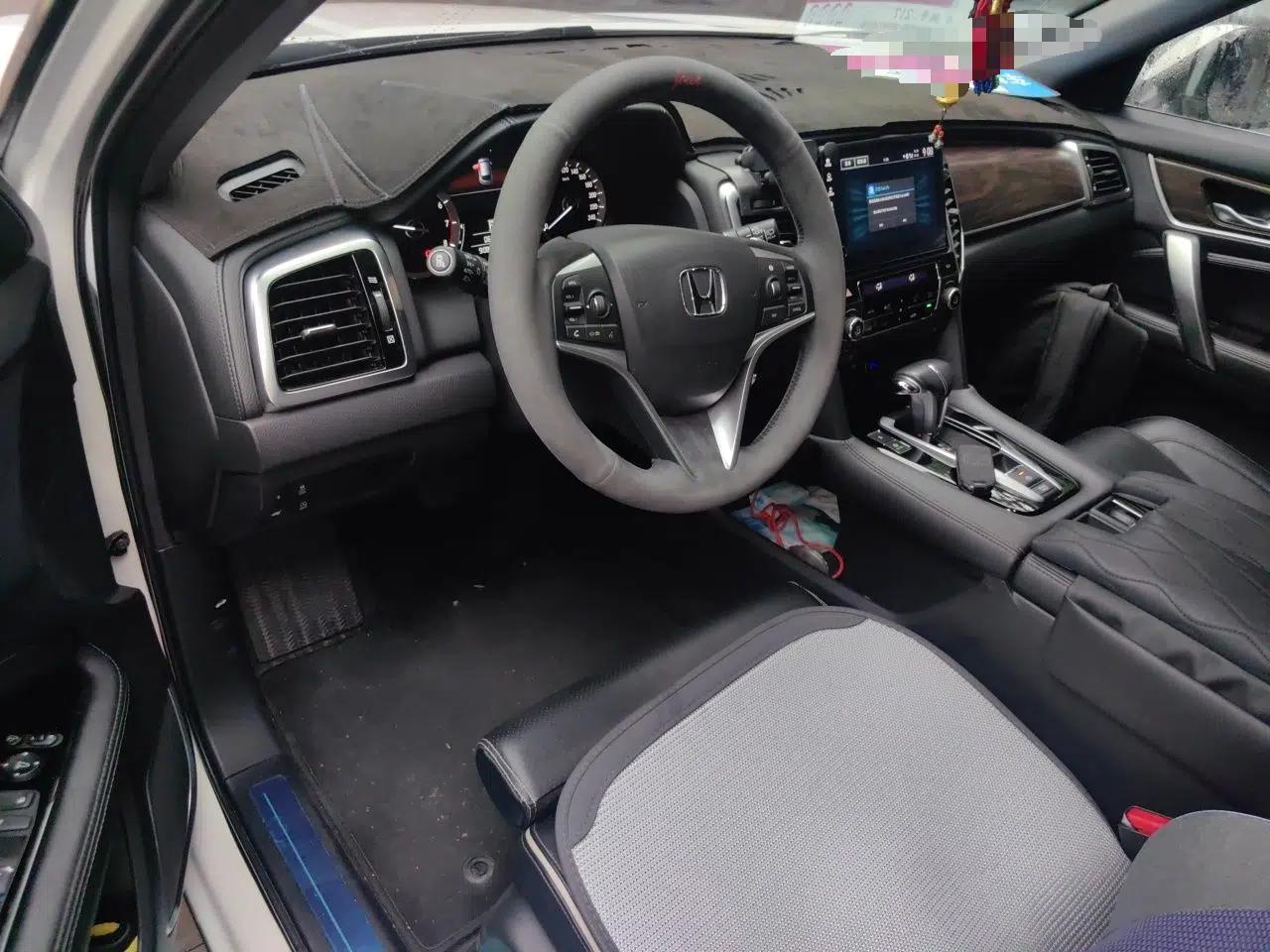 Honda UR-V 2017 240TURBO Two-Wheel Drive Luxury Edition China V — миниатюра 11