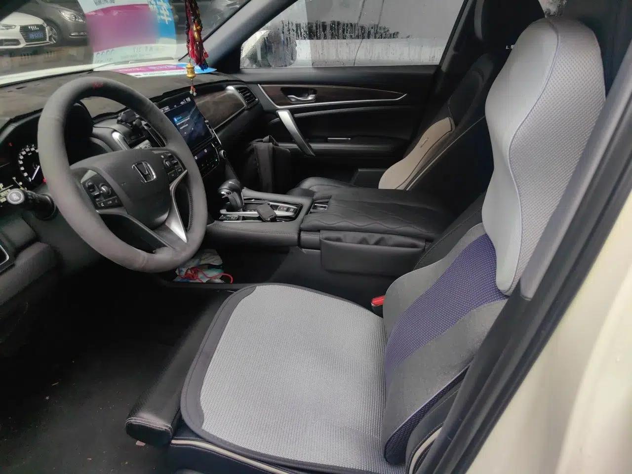 Honda UR-V 2017 240TURBO Two-Wheel Drive Luxury Edition China V — миниатюра 17