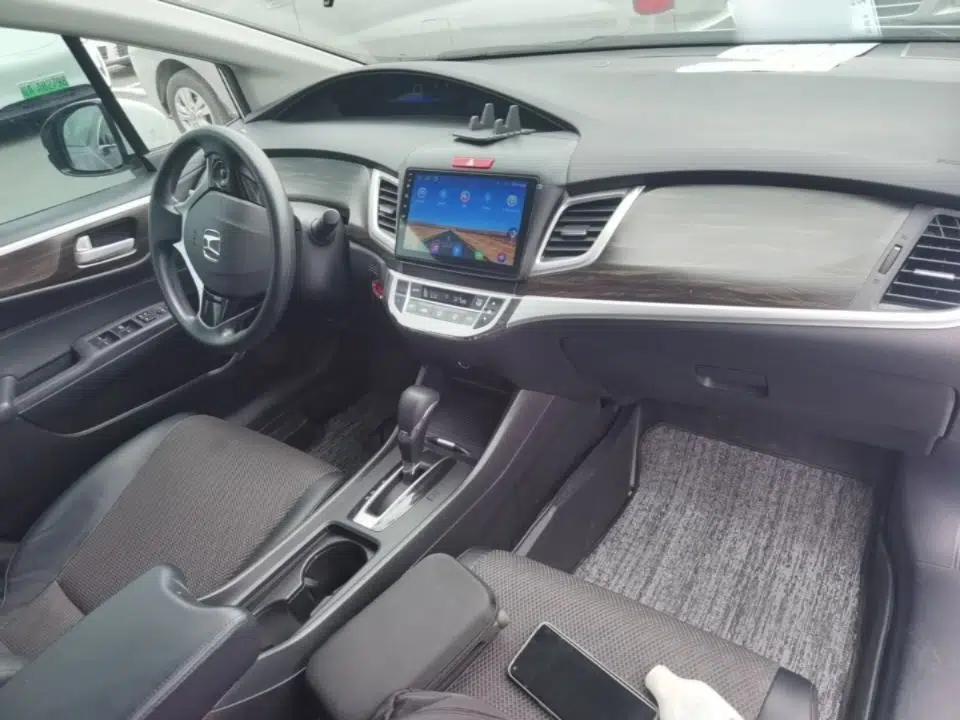 Honda Jade 2017 1.8L automatic Comfort version 5 seats — миниатюра 12