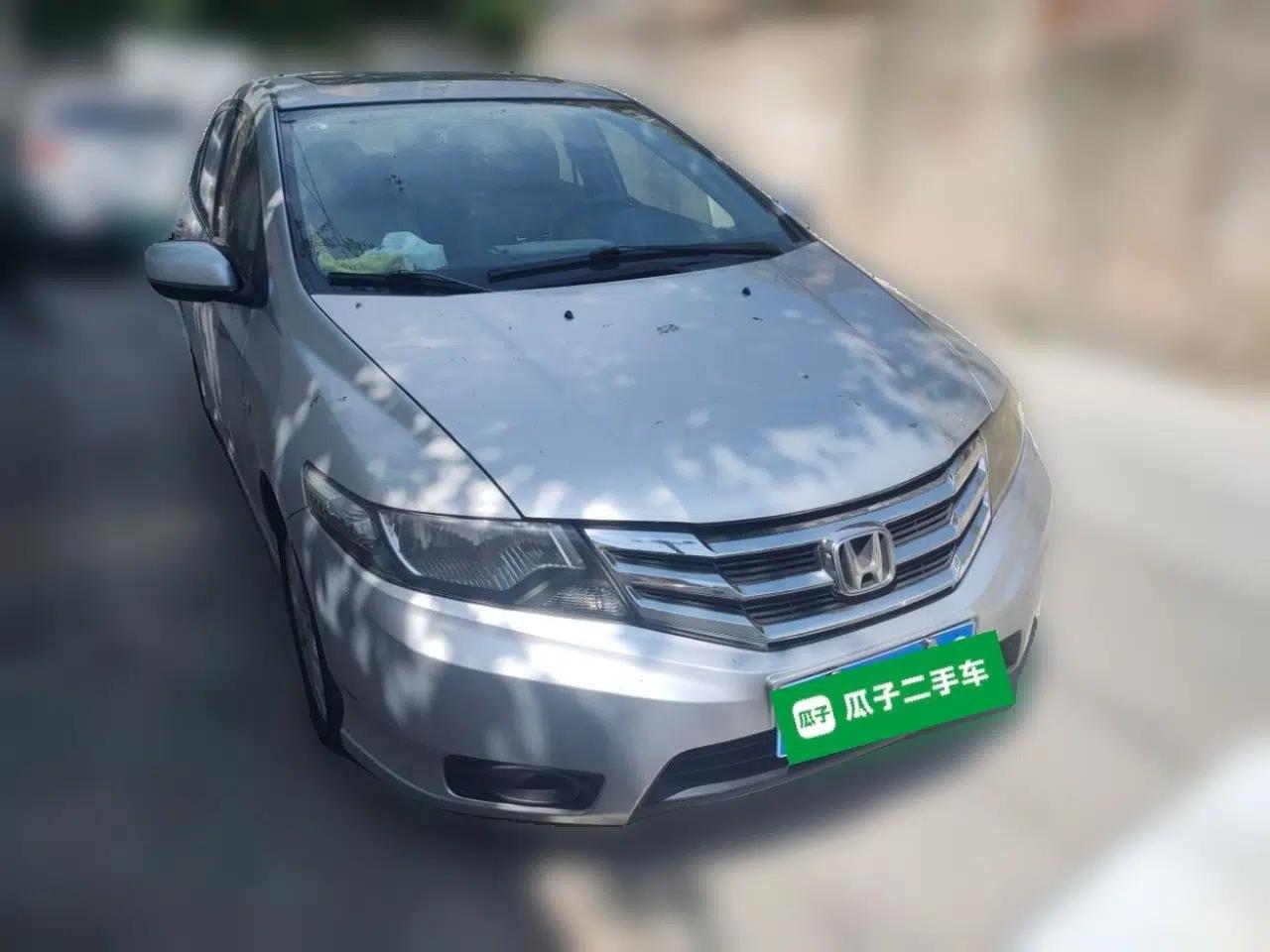 Honda City Classic 2012 1.5L Automatic Elite Edition — миниатюра 2