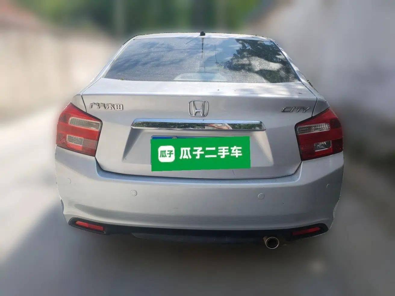 Honda City Classic 2012 1.5L Automatic Elite Edition — миниатюра 5