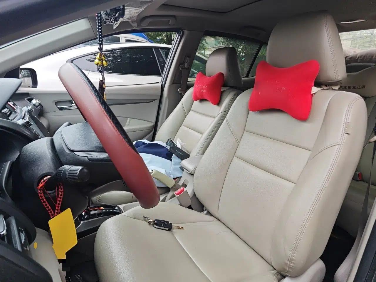 Honda City Classic 2012 1.5L Automatic Elite Edition — миниатюра 16