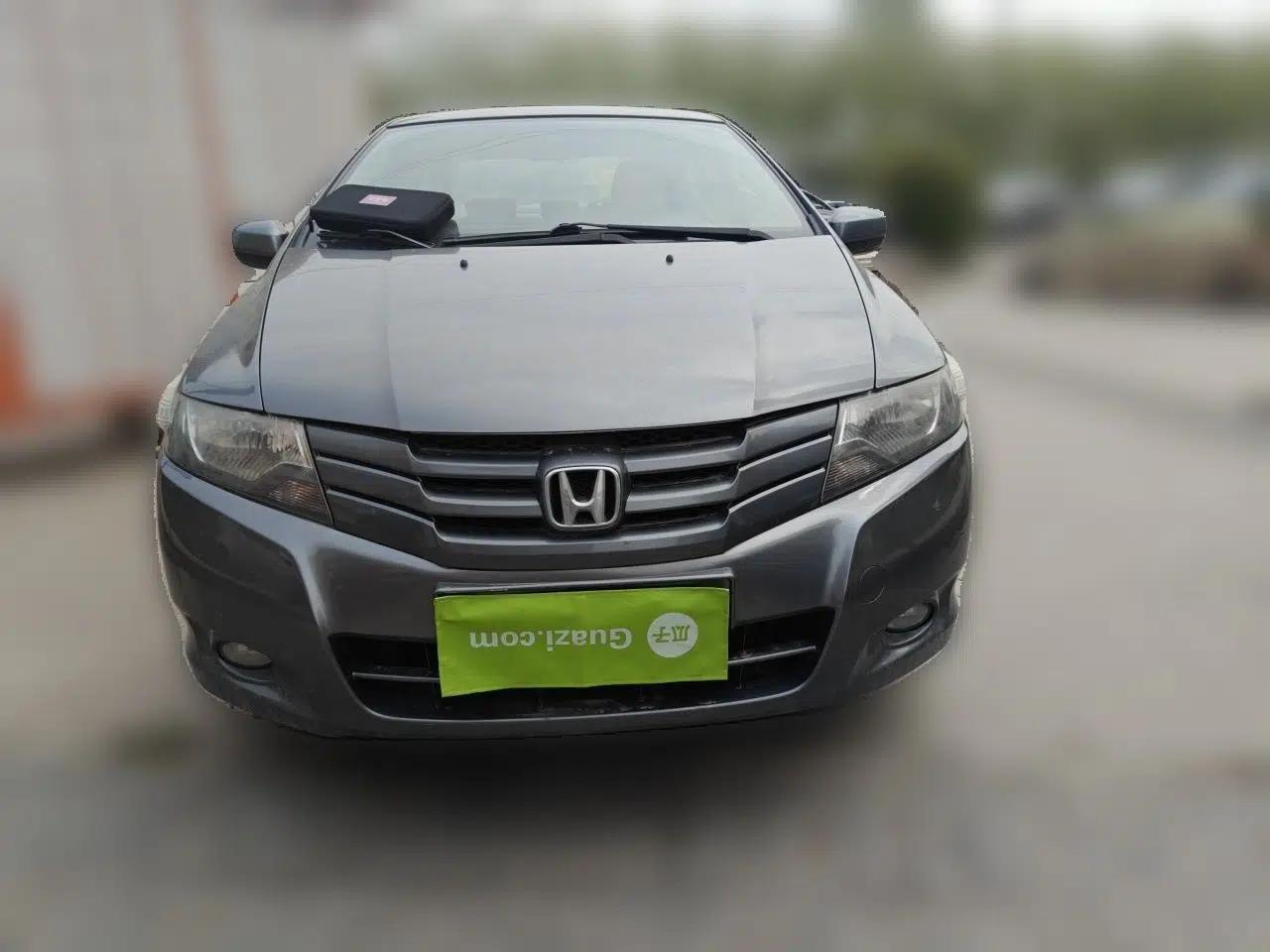 Honda City Classic 2011 1.5L Automatic Elite Edition — миниатюра 2