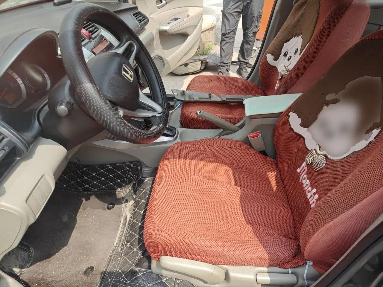 Honda City Classic 2011 1.5L Automatic Elite Edition — миниатюра 16
