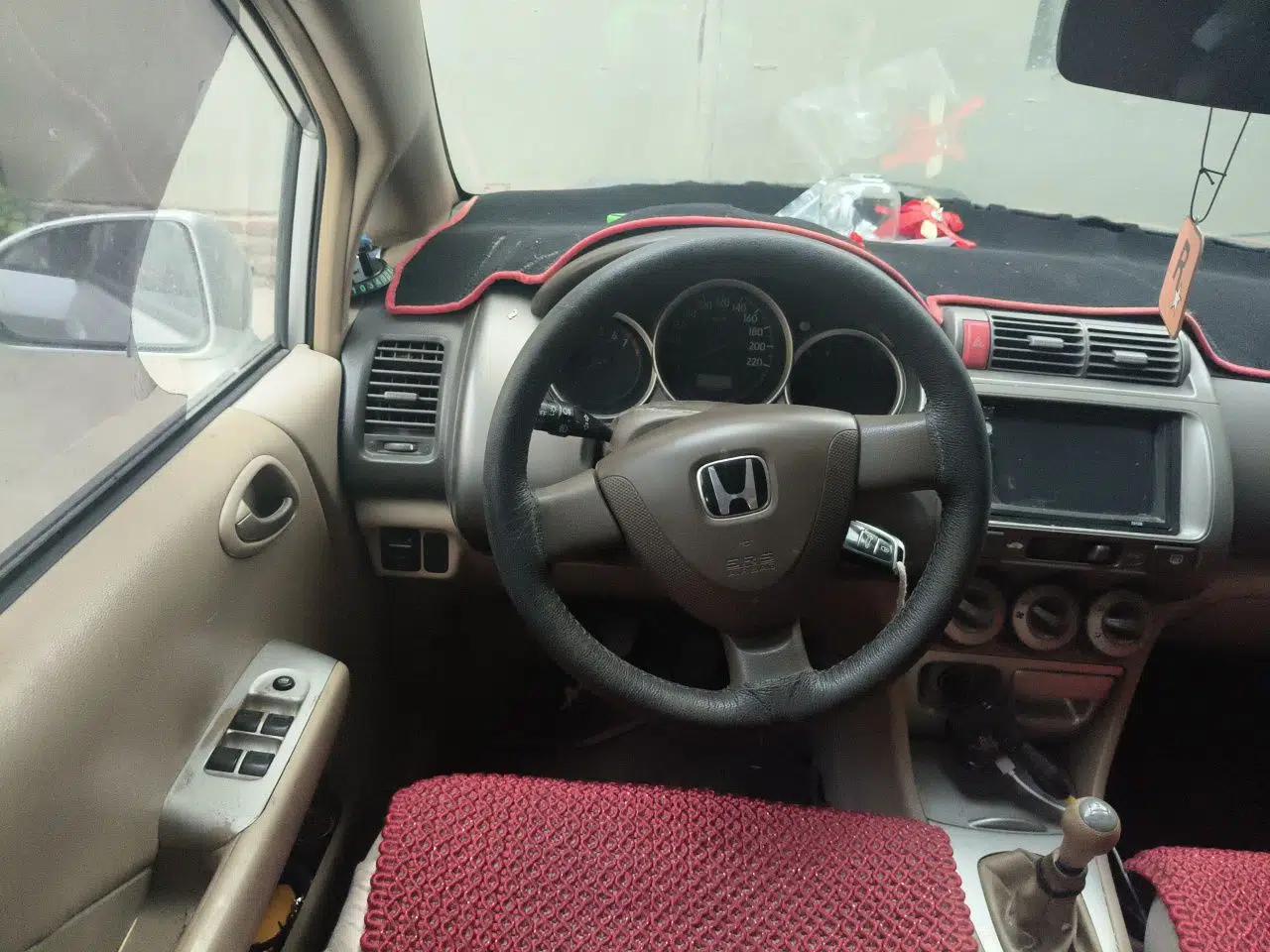 Honda City 2007 1.3L manual standard version — миниатюра 11