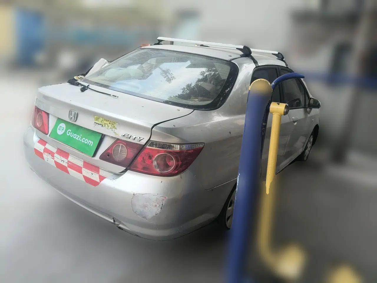 Honda City 2007 1.3L manual standard version — миниатюра 6