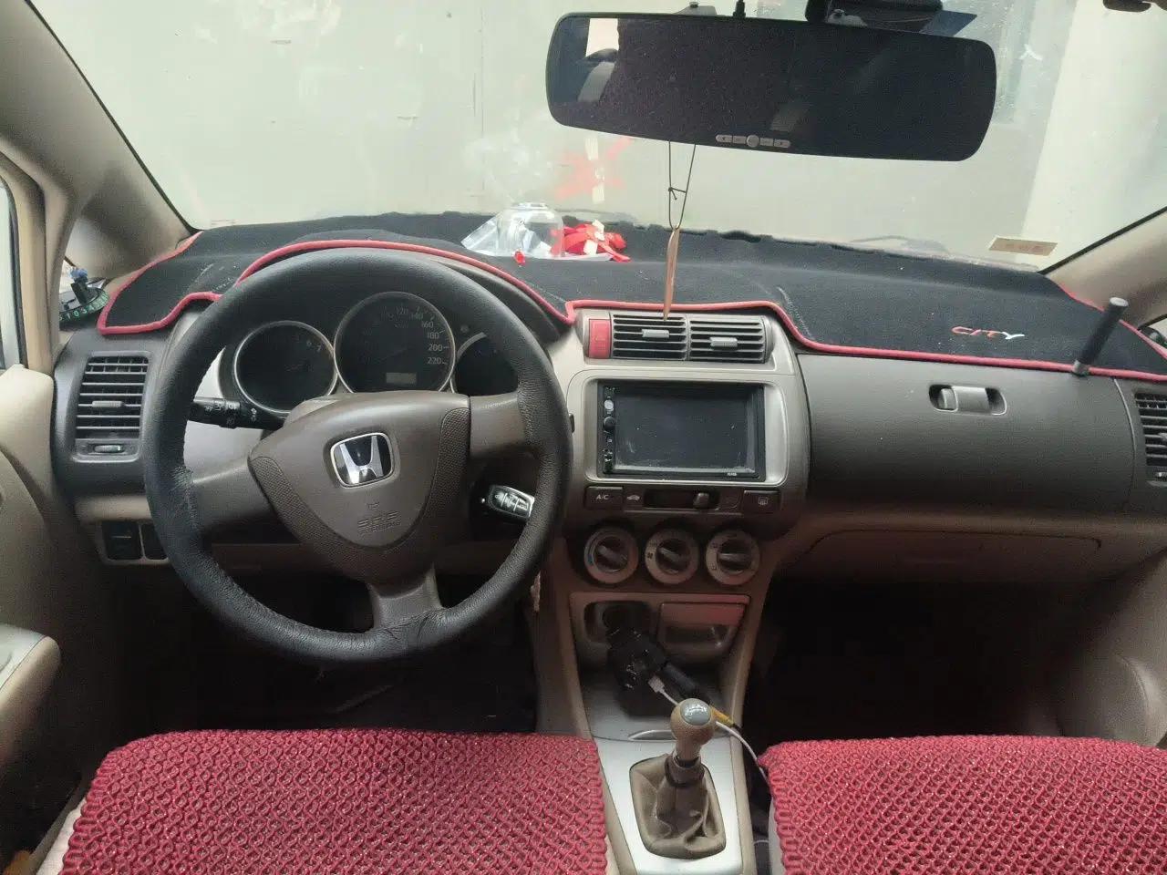 Honda City 2007 1.3L manual standard version — миниатюра 10
