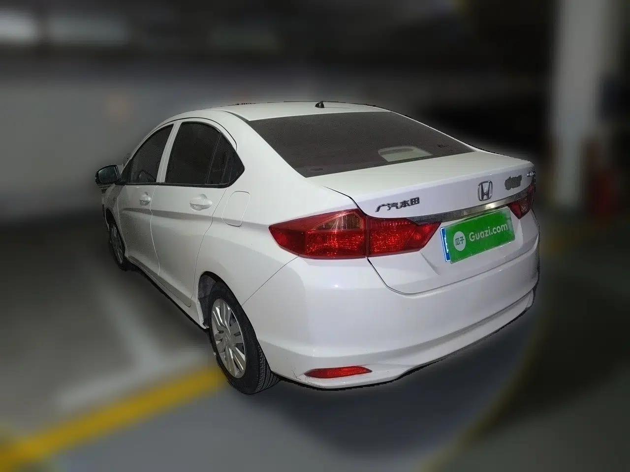 Honda City 2017 1.5L CVT Comfort Version — миниатюра 4