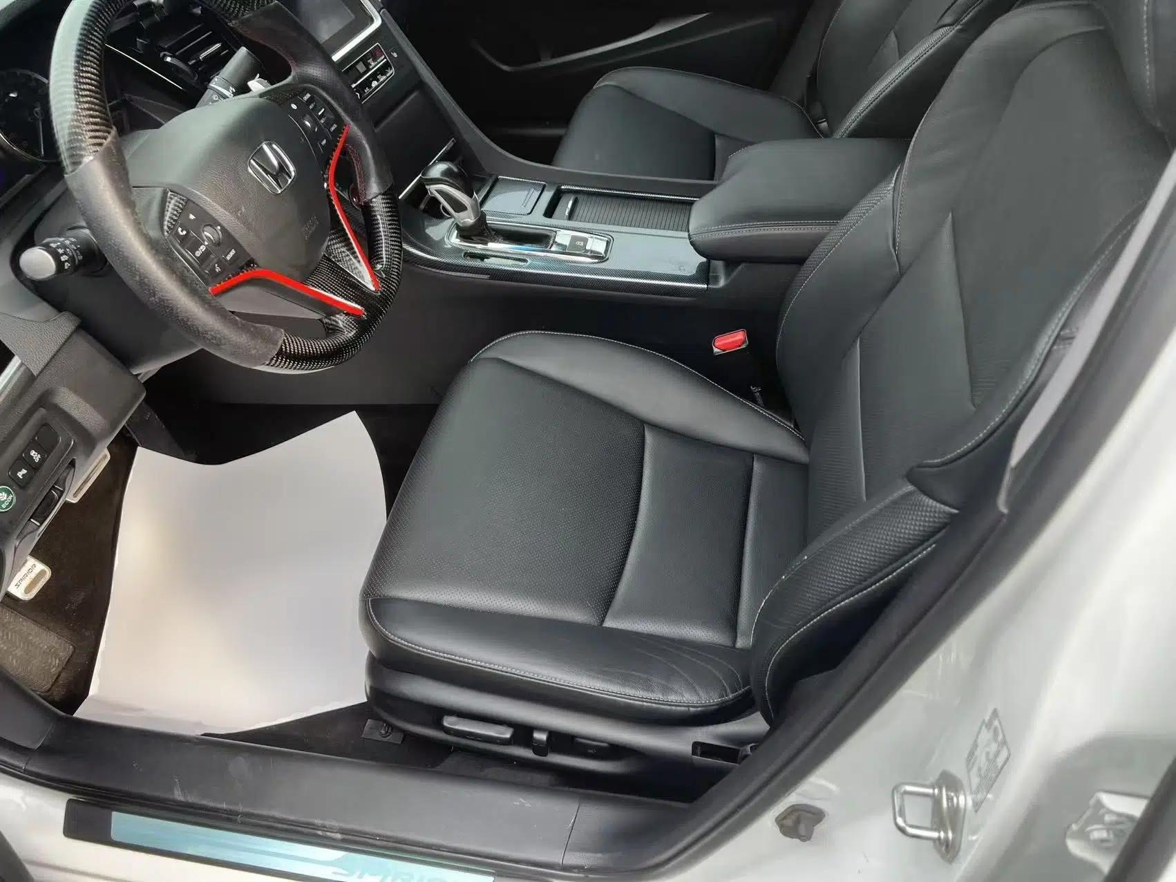 Honda Spirior 2015 2.4L Prestige Edition — миниатюра 18