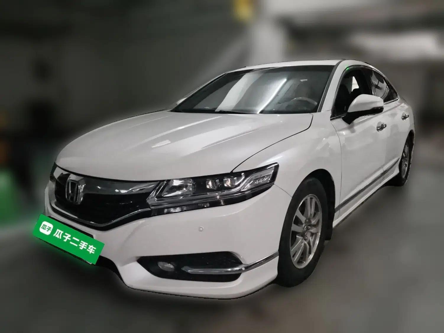 Honda Spirior 2017 2.0L Comfort Edition — миниатюра 1