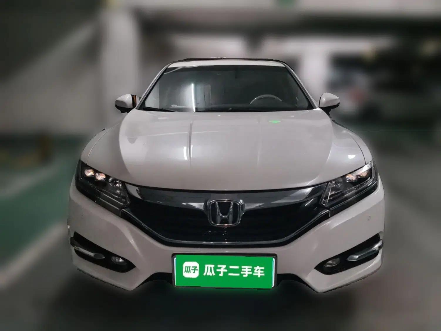 Honda Spirior 2017 2.0L Comfort Edition — миниатюра 2