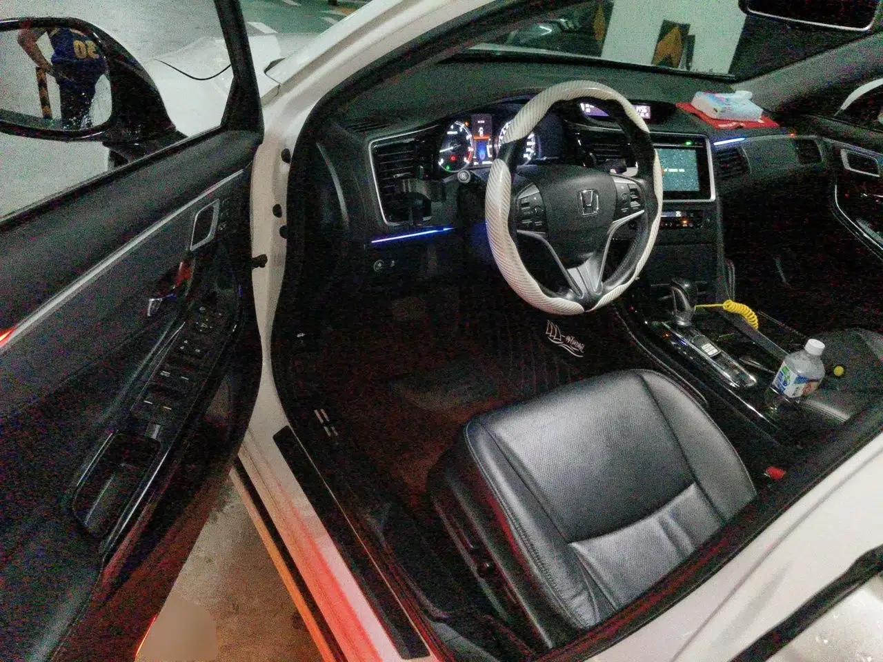 Honda Spirior 2017 2.0L Comfort Edition — миниатюра 17
