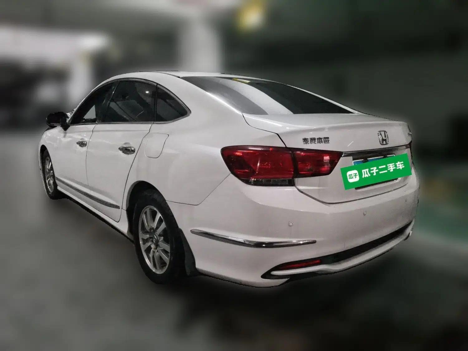 Honda Spirior 2017 2.0L Comfort Edition — миниатюра 4
