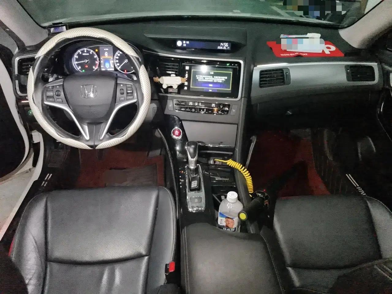 Honda Spirior 2017 2.0L Comfort Edition — миниатюра 10