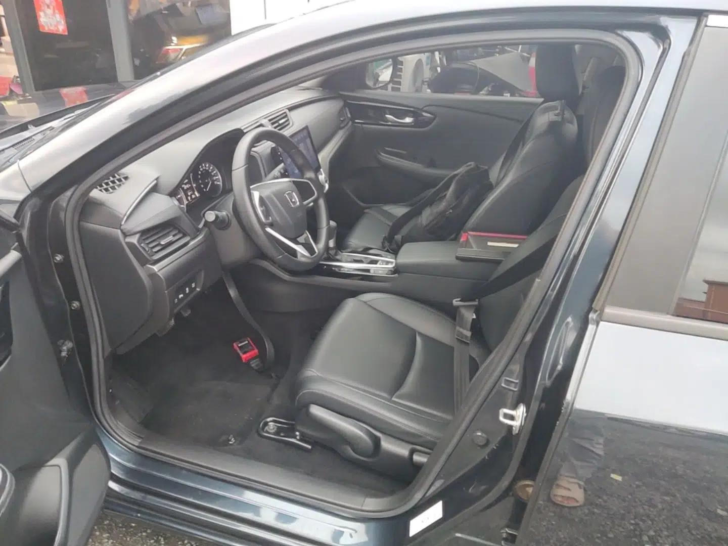 Honda Envix 2019 180TURBO CVT Enjoyment Edition China VI — миниатюра 18