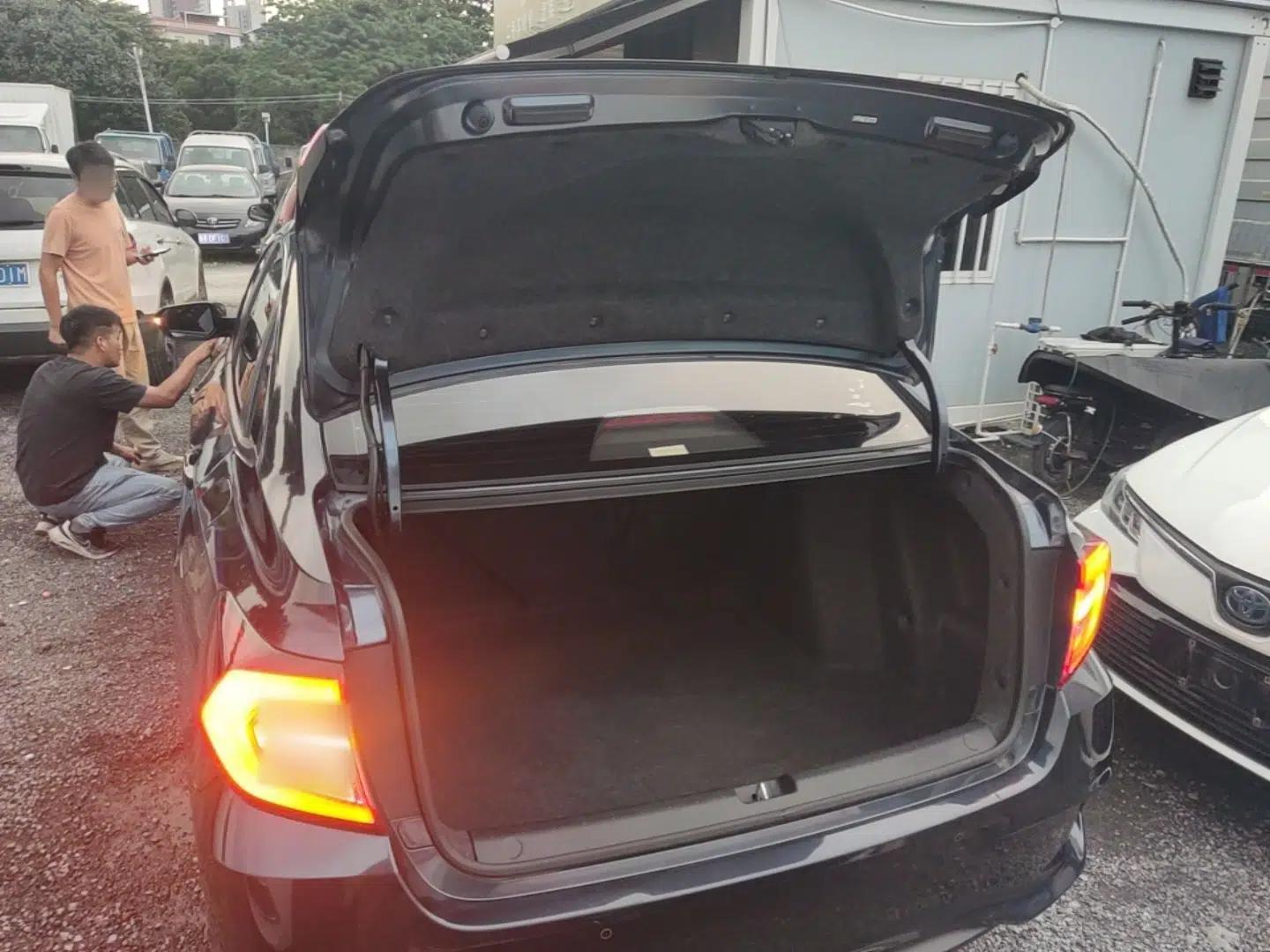 Honda Envix 2019 180TURBO CVT Enjoyment Edition China VI — миниатюра 22