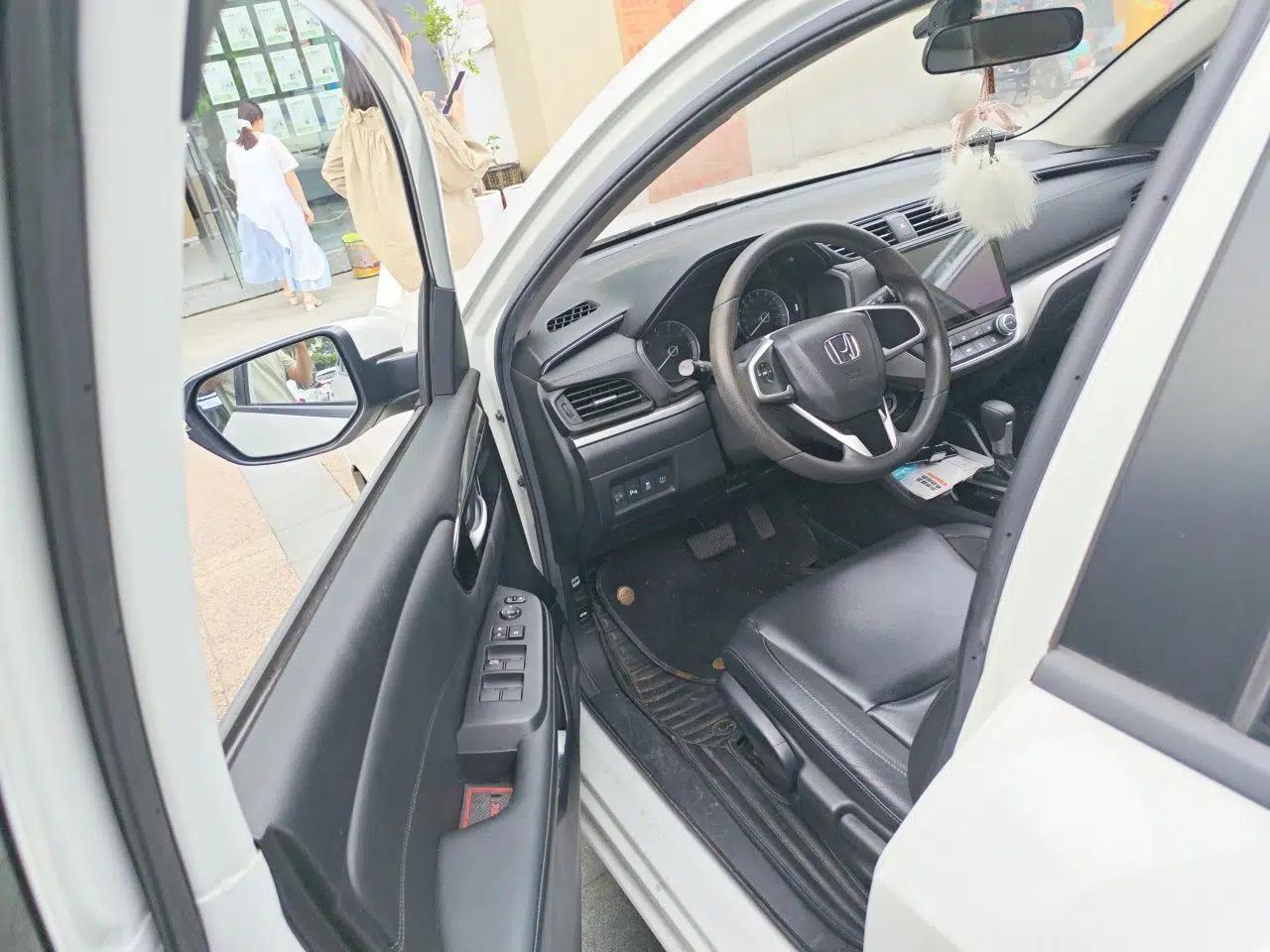 Honda Envix 2019 180TURBO CVT Enjoyment Edition China V — миниатюра 17