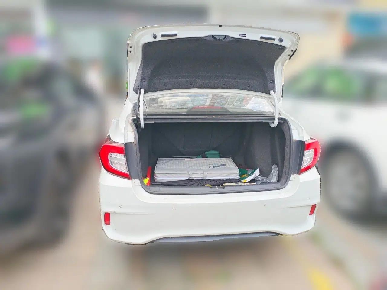 Honda Envix 2019 180TURBO CVT Enjoyment Edition China V — миниатюра 20