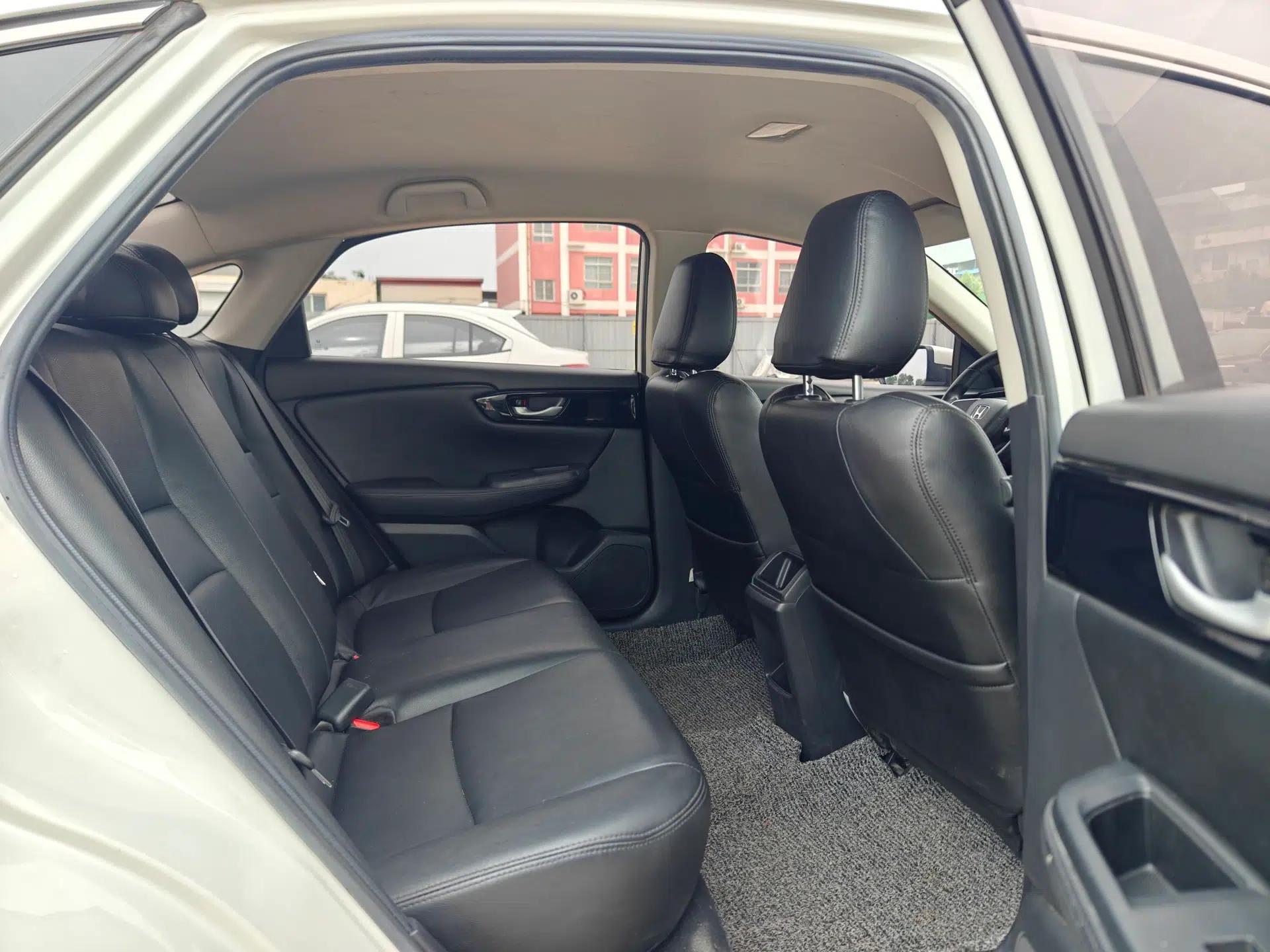 Honda Envix 2019 180TURBO CVT Enjoyment Version China V — миниатюра 21