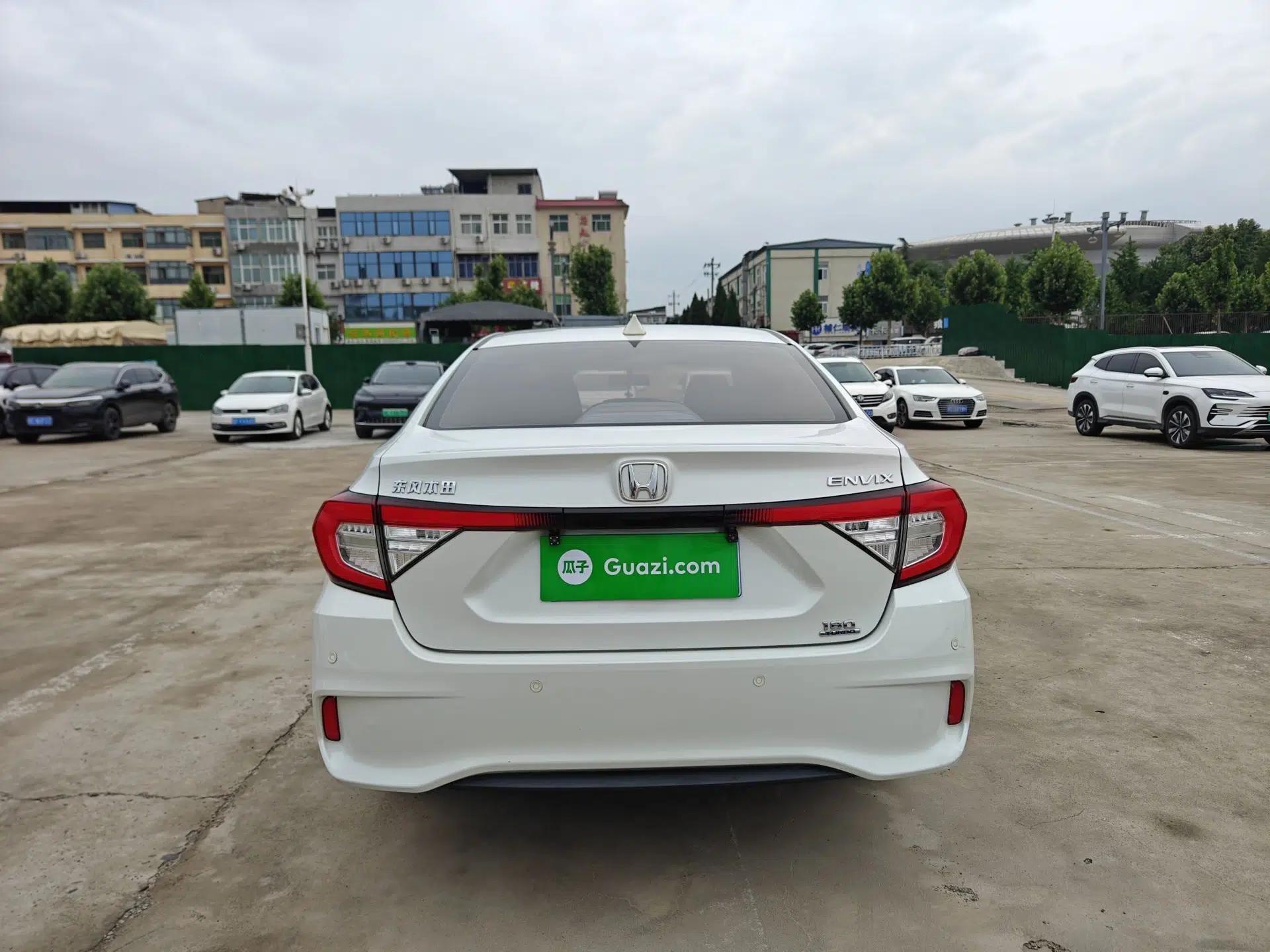 Honda Envix 2019 180TURBO CVT Enjoyment Version China V — миниатюра 9