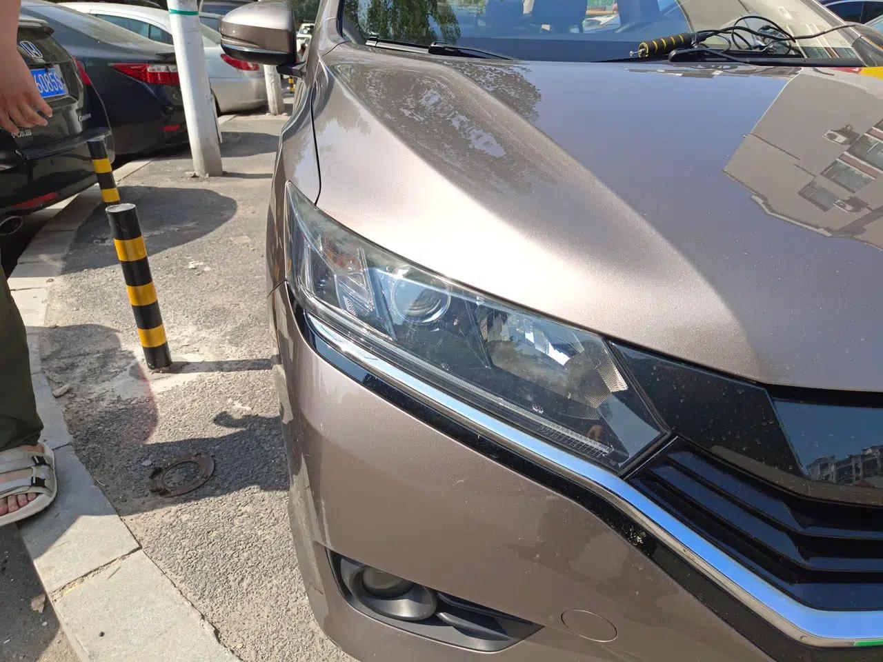 Honda Greiz 2016 1.5L CVT Luxury Edition — миниатюра 7