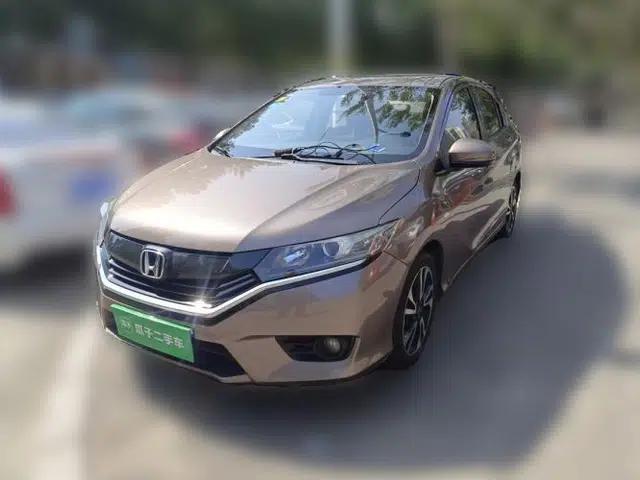 Honda Greiz 2016 1.5L CVT Luxury Edition