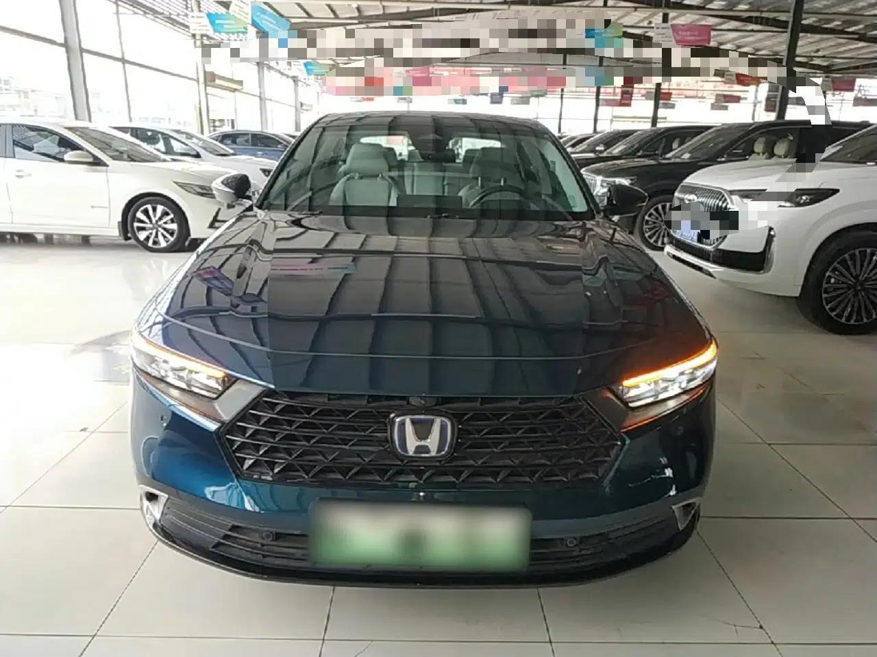 Honda Accord New Energy 2023 2.0L ePHEV Flagship Edition — миниатюра 2