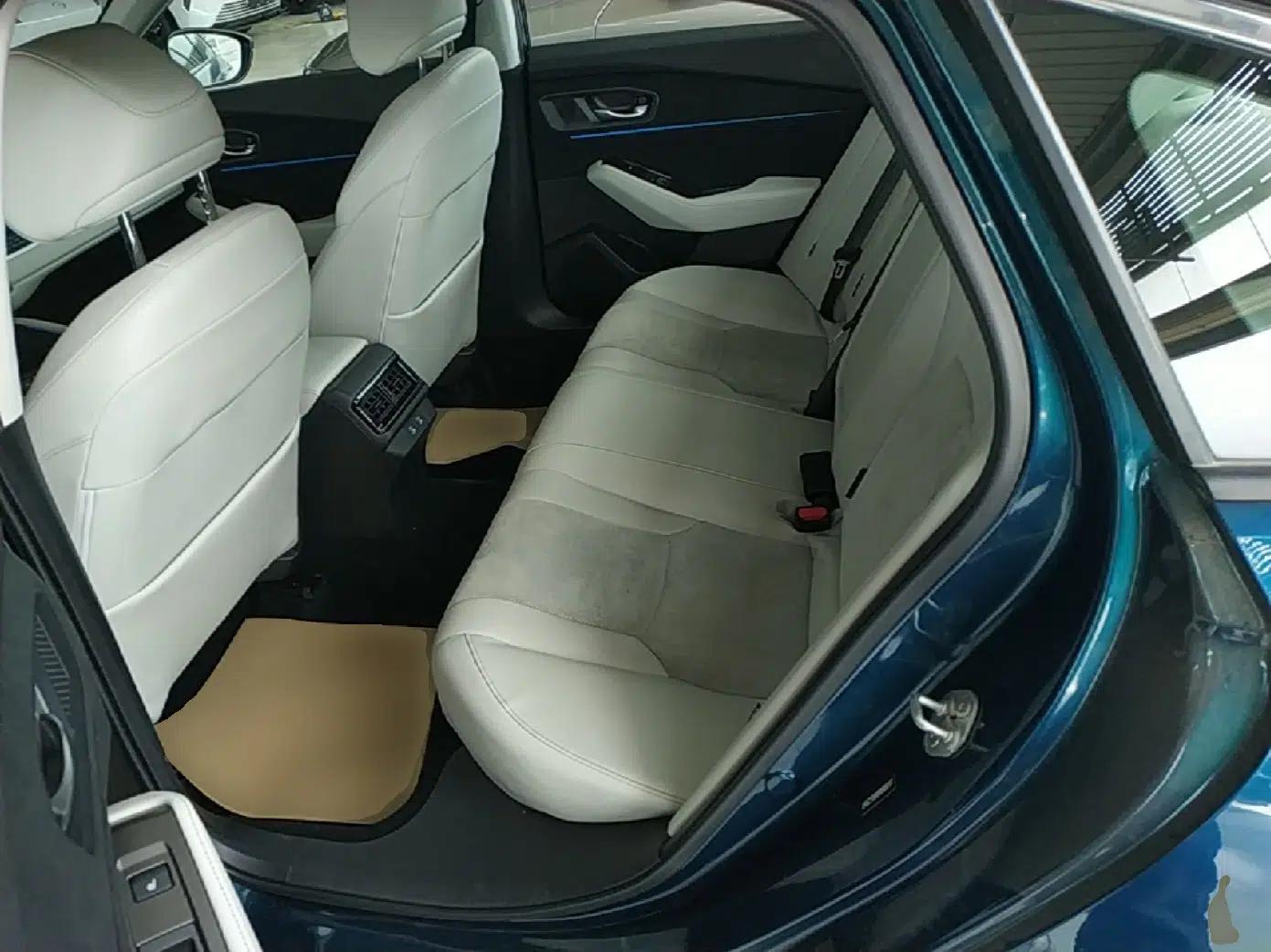 Honda Accord New Energy 2023 2.0L ePHEV Flagship Edition — миниатюра 19