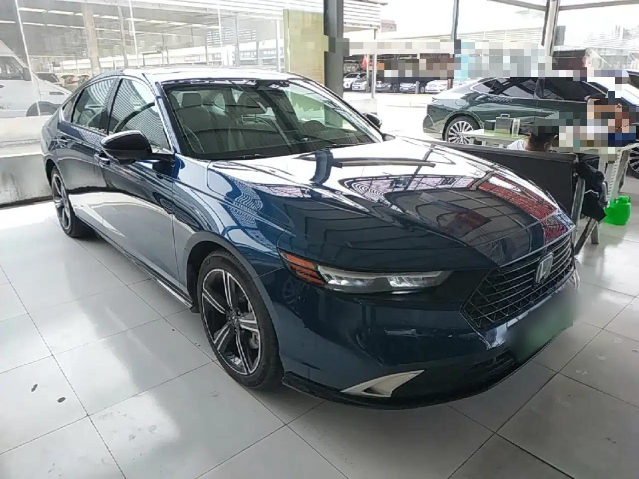 Honda Accord New Energy 2023 2.0L ePHEV Flagship Edition — миниатюра 6