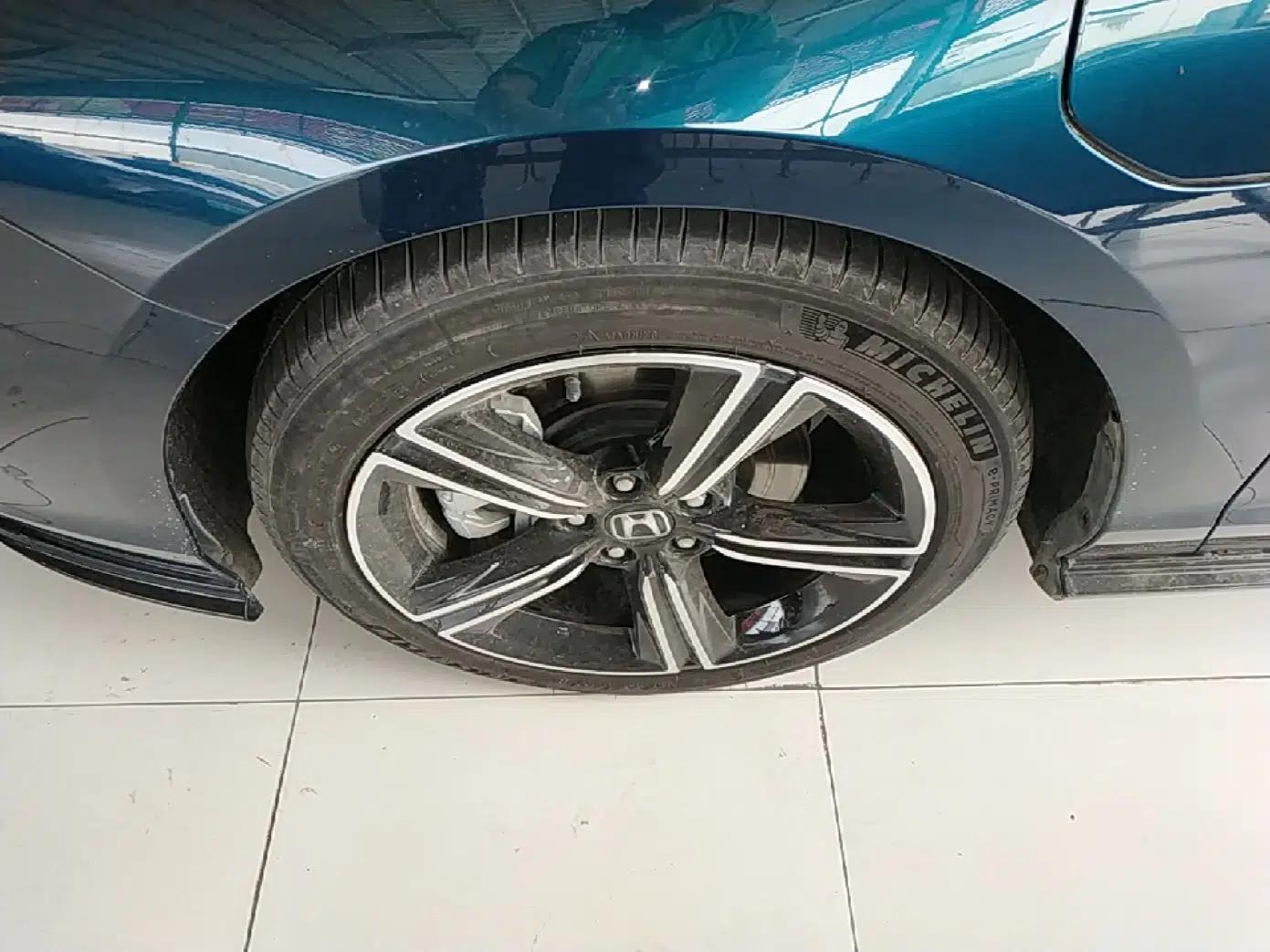 Honda Accord New Energy 2023 2.0L ePHEV Flagship Edition — миниатюра 9