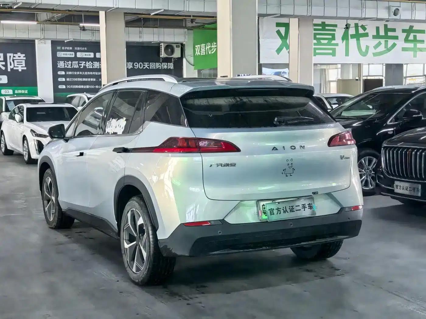 AION V 2023 Plus 70 Smart Technology Edition Ternary Lithium Lithium — миниатюра 15