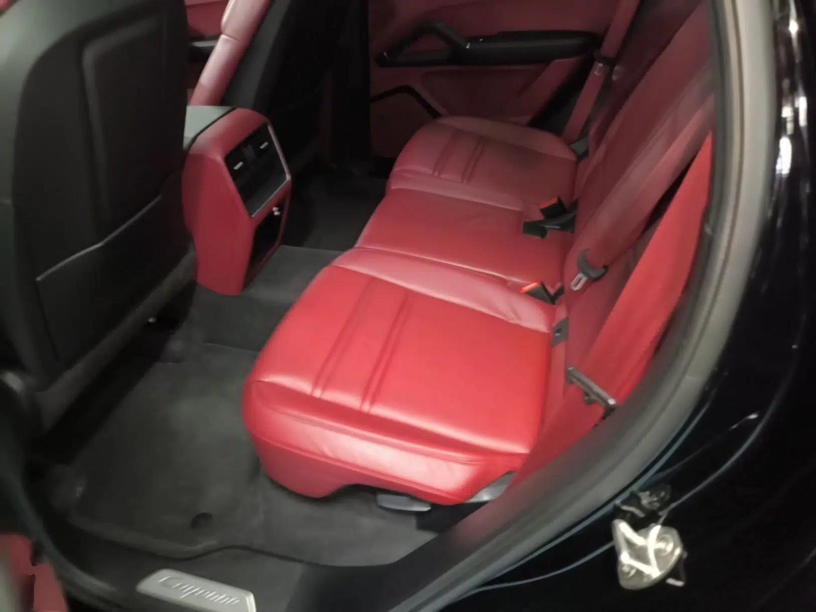 Porsche Cayenne E-Hybrid 2020 Cayenne E-Hybrid 2.0T — миниатюра 19