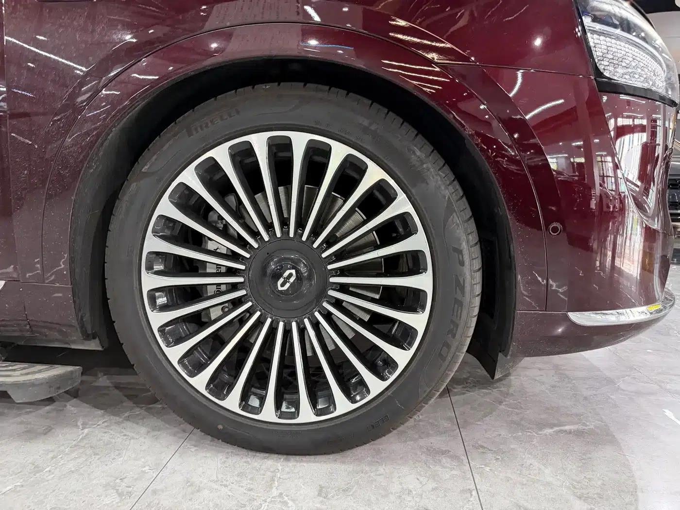 Wenjie M9 2025 Ultra Extended Range Edition 52kWh 6-Seat Version (192-line LiDAR) — миниатюра 14