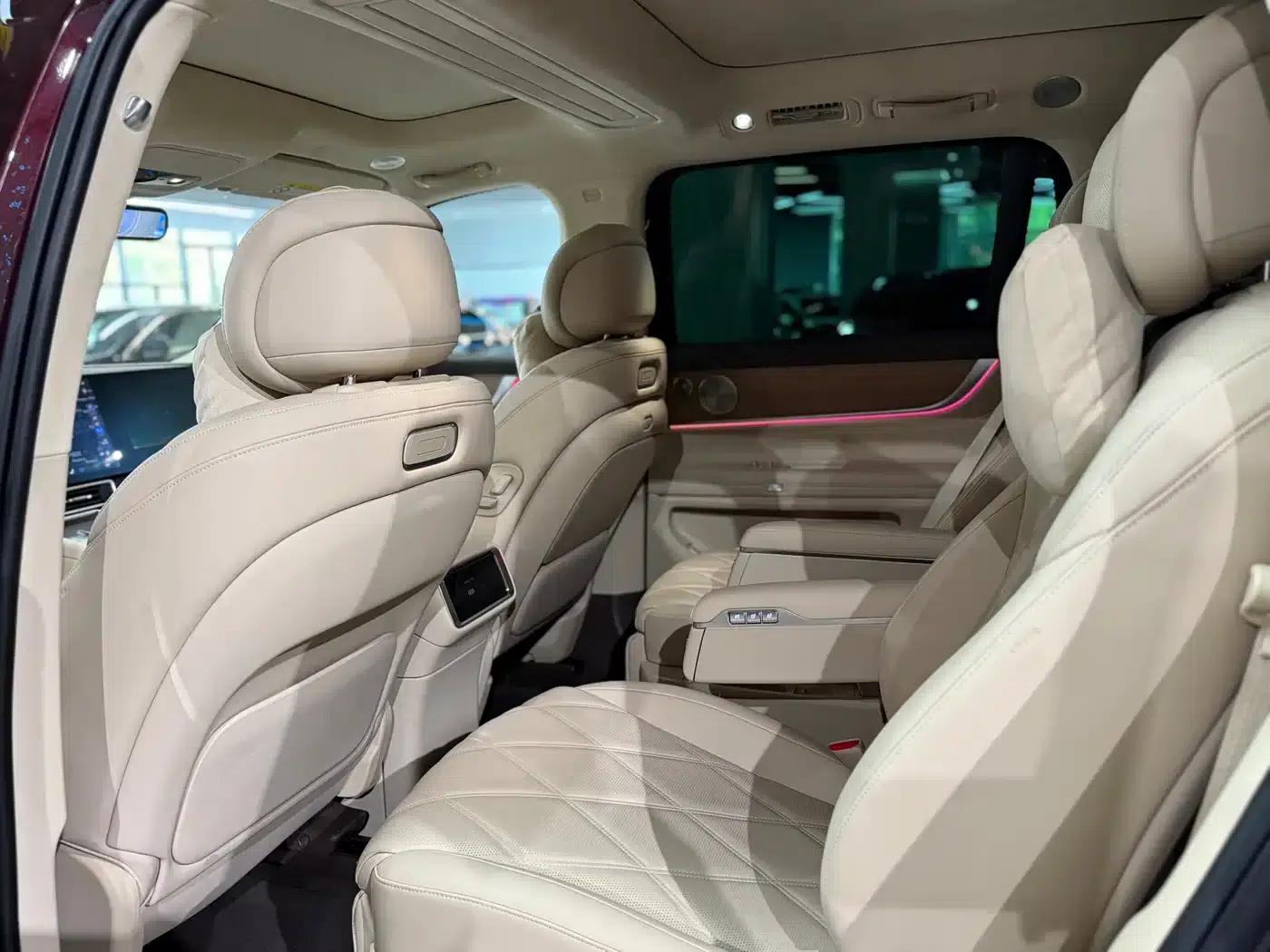 Wenjie M9 2025 Ultra Extended Range Edition 52kWh 6-Seat Version (192-line LiDAR) — миниатюра 7