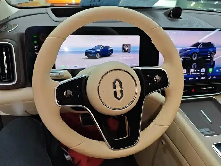 Wenjie M9 2025 Ultra Extended Range Edition 52kWh 6-Seat Version (192-line LiDAR) — миниатюра 15