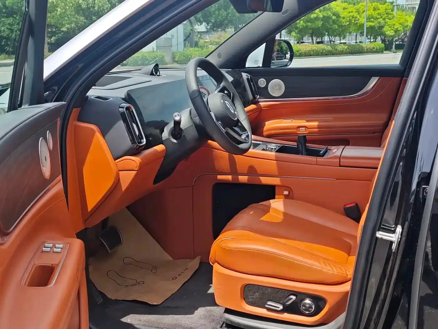 Wenjie M9 2024 Range Extended Ultra Edition 42kWh 6-Seater — миниатюра 4