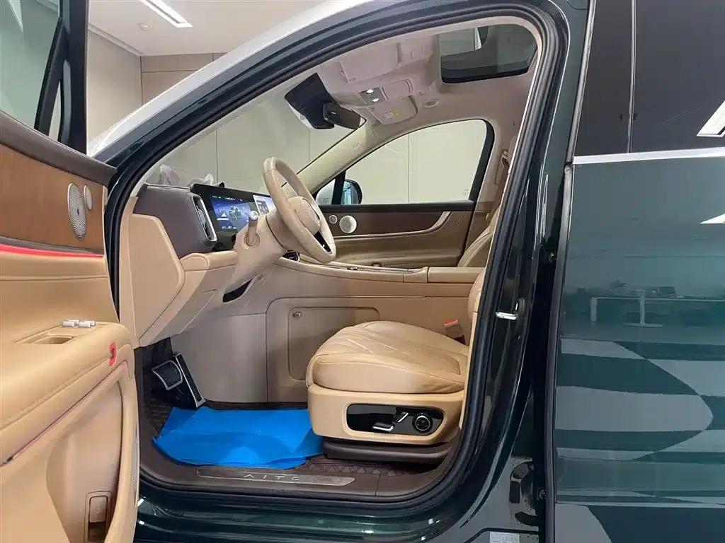 Wenjie M9 2024 Range Extended Ultra Edition 52kWh 5-Seater — миниатюра 22
