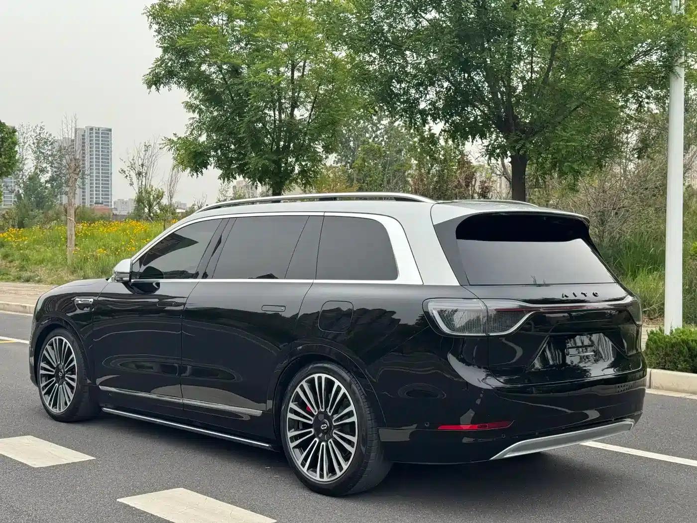 Wenjie M9 2024 Range Extended Ultra Edition 52kWh 6-Seater — миниатюра 17