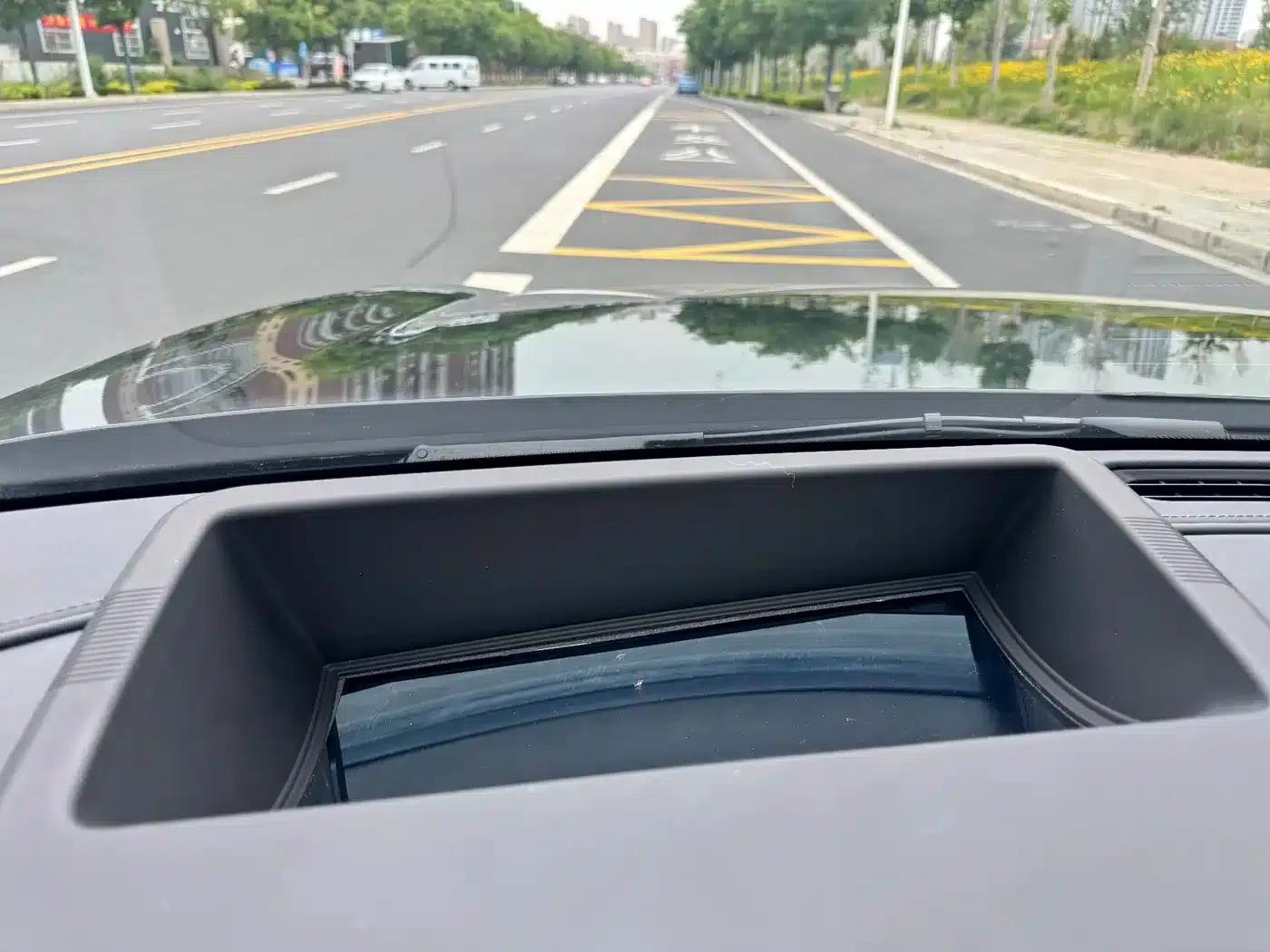Wenjie M9 2024 Range Extended Ultra Edition 52kWh 6-Seater — миниатюра 40