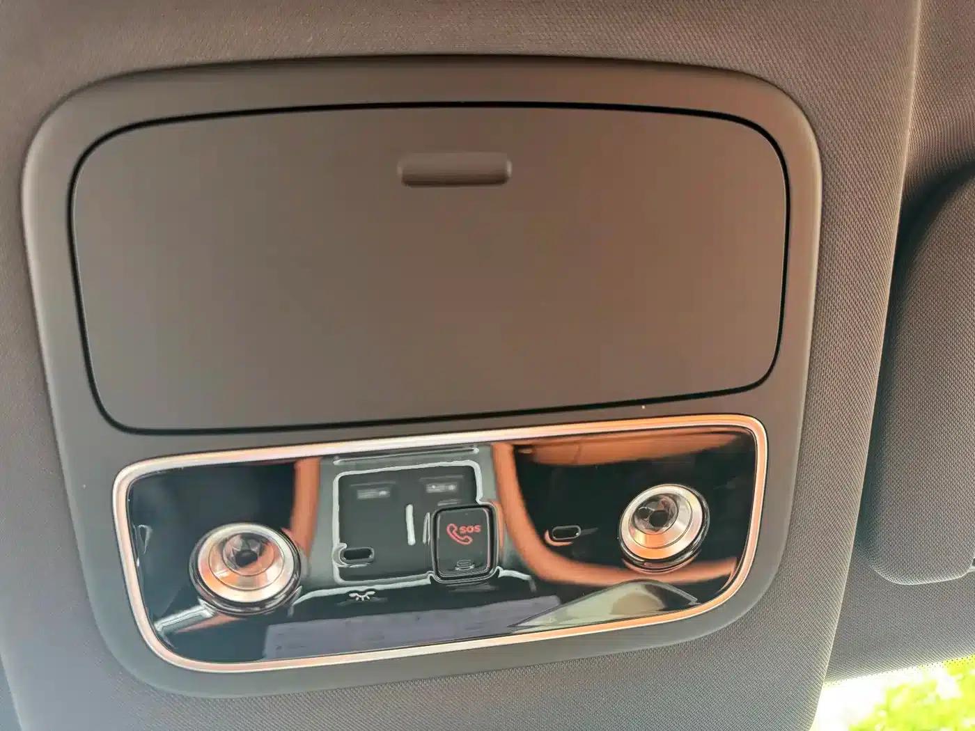 Wenjie M9 2024 Range Extended Ultra Edition 52kWh 6-Seater — миниатюра 43