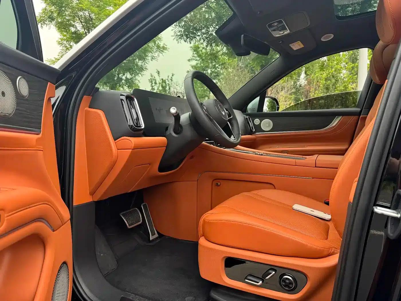 Wenjie M9 2024 Range Extended Ultra Edition 52kWh 6-Seater — миниатюра 47