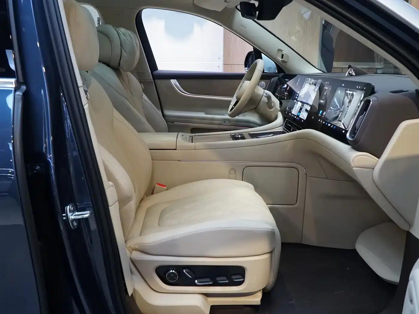 Wenjie M9 2024 Range Extended Ultra Edition 42kWh 6-Seater — миниатюра 12