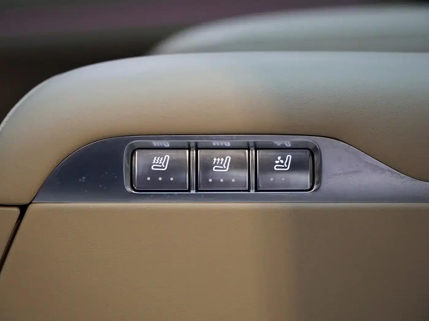 Wenjie M9 2024 Range Extended Ultra Edition 42kWh 6-Seater — миниатюра 17