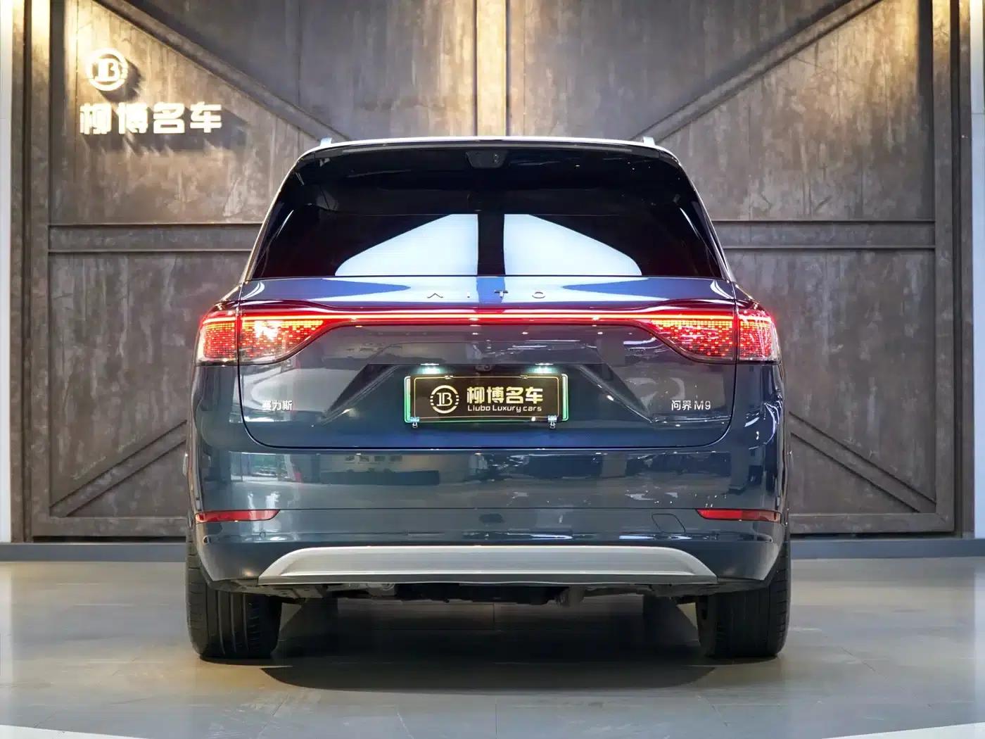 Wenjie M9 2024 Range Extended Ultra Edition 42kWh 6-Seater — миниатюра 3