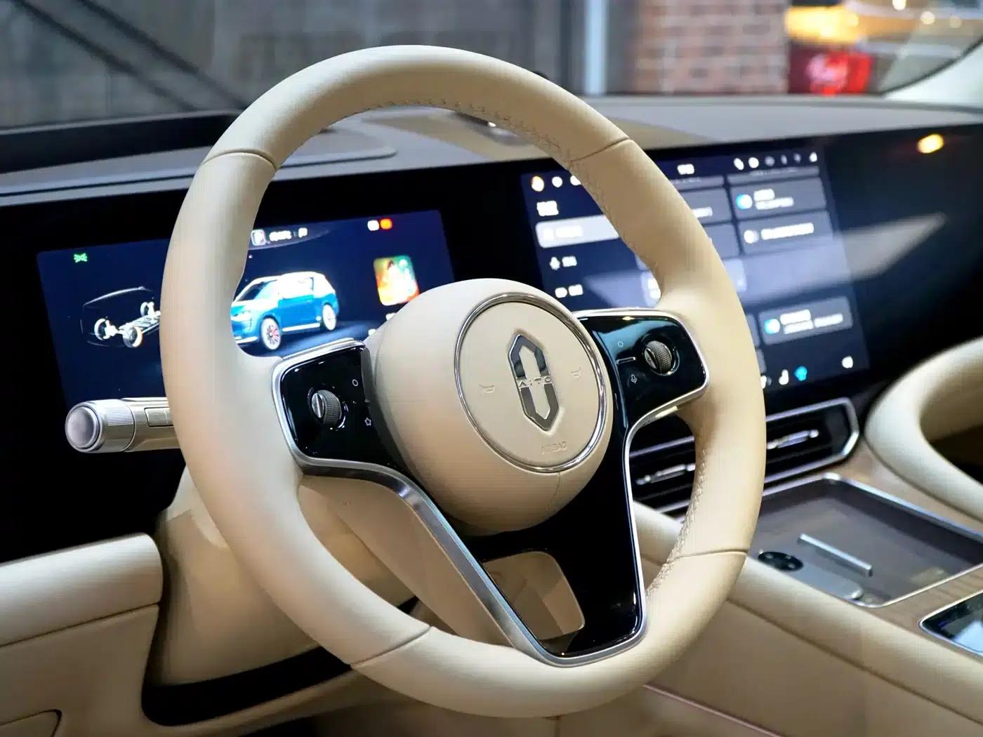 Wenjie M9 2024 Range Extended Ultra Edition 42kWh 6-Seater — миниатюра 24