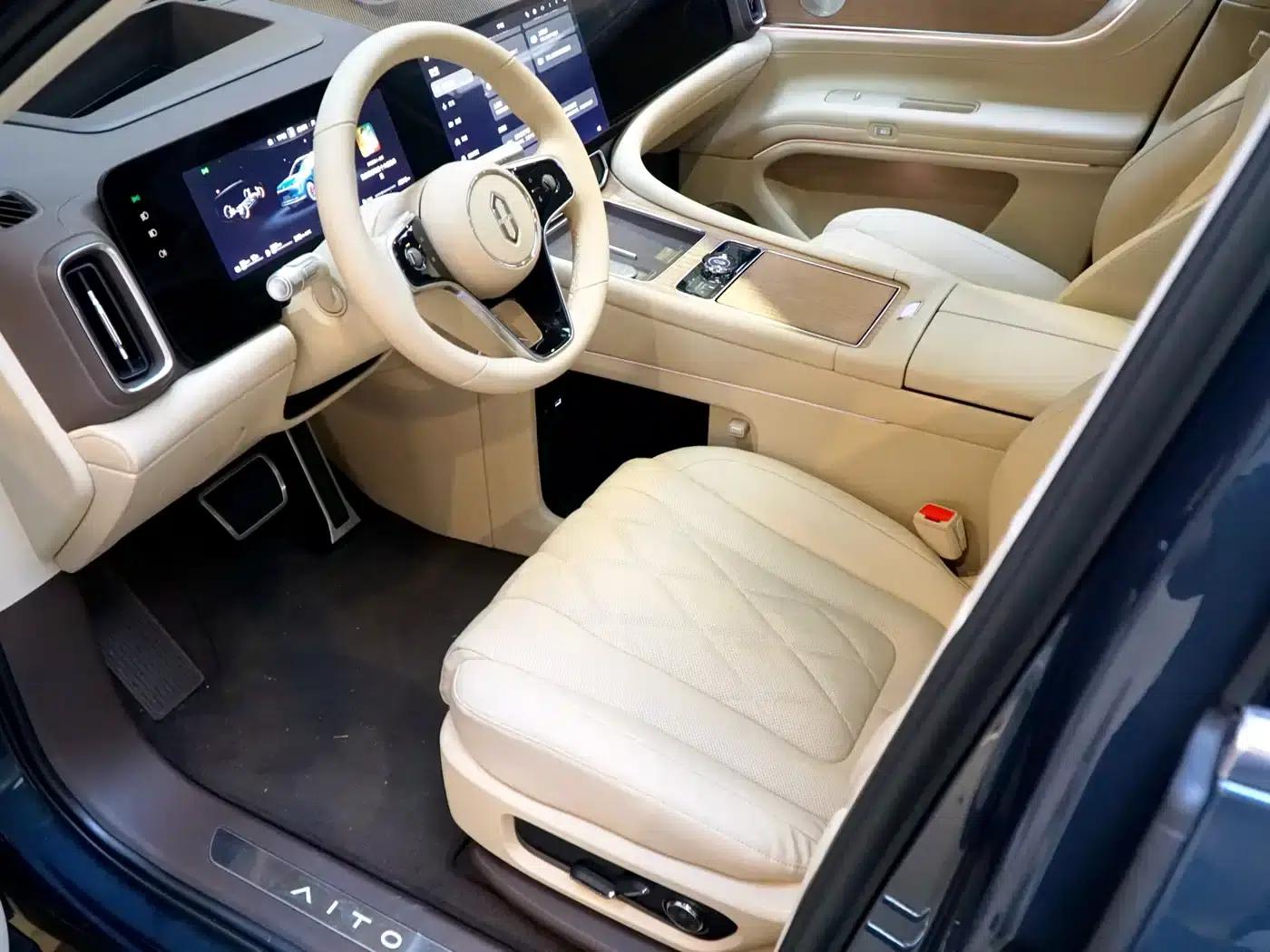 Wenjie M9 2024 Range Extended Ultra Edition 42kWh 6-Seater — миниатюра 7