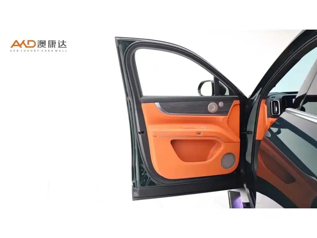 Wenjie M9/1.5T/2024/Range Extended Ultra Edition 42kWh 6-Seater — миниатюра 11