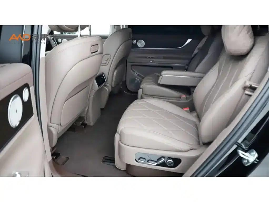 Wenjie M9/1.5T/2025/Range Extended Ultra Edition 52kWh 6-Seater — миниатюра 7